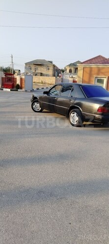 Mercedes E 200 1993, 346,559 km - 2.0 l - Sumqayıt