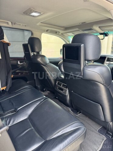 Lexus LX 570 2012, 252,800 km - 5.7 l - Xudat