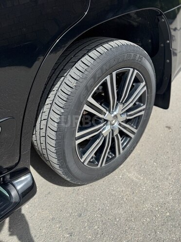 Lexus LX 570 2012, 252,800 km - 5.7 l - Xudat