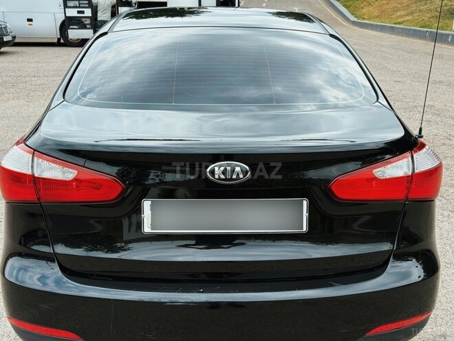 Kia Cerato 2013, 208,200 km - 1.6 l - Quba