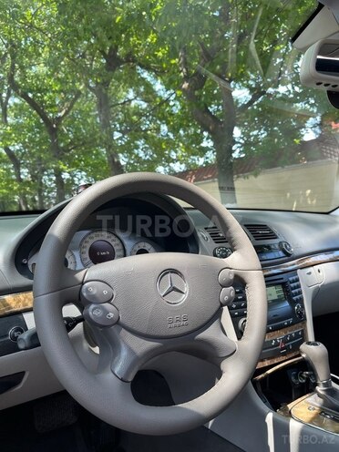 Mercedes E 300 2006, 259,000 km - 3.0 l - Masallı