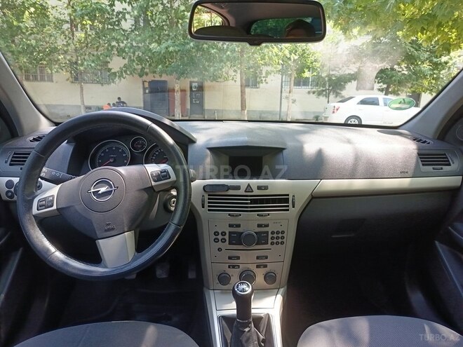 Opel Astra 2008, 270,000 km - 1.4 l - Gəncə