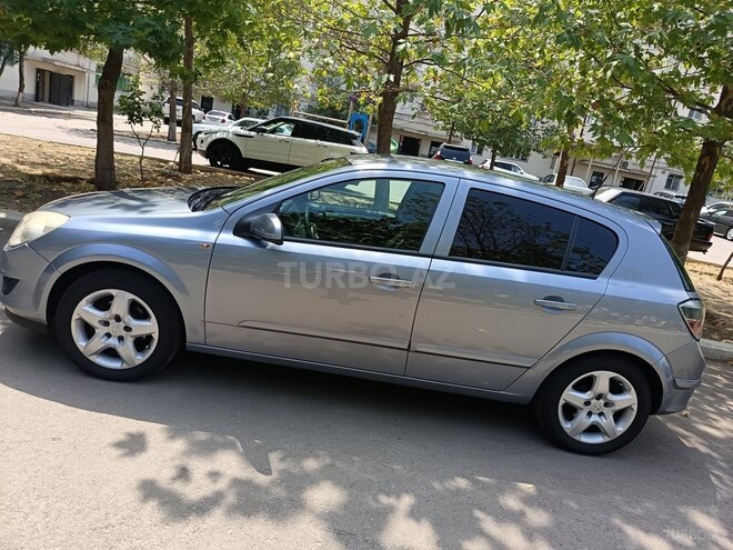 Opel Astra 2008, 270,000 km - 1.4 l - Gəncə