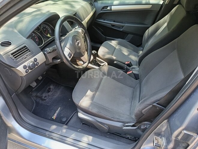 Opel Astra 2008, 270,000 km - 1.4 l - Gəncə