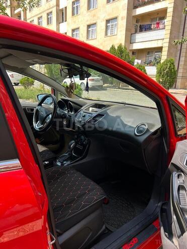 Ford Fiesta 2013, 72,600 km - 1.6 l - Bakı