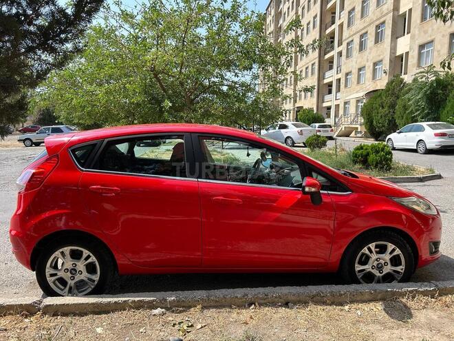 Ford Fiesta 2013, 72,600 km - 1.6 l - Bakı