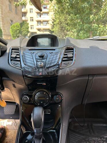 Ford Fiesta 2013, 72,600 km - 1.6 l - Bakı