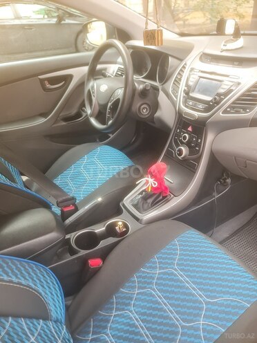 Hyundai Elantra 2015, 145,000 km - 1.8 l - Bakı