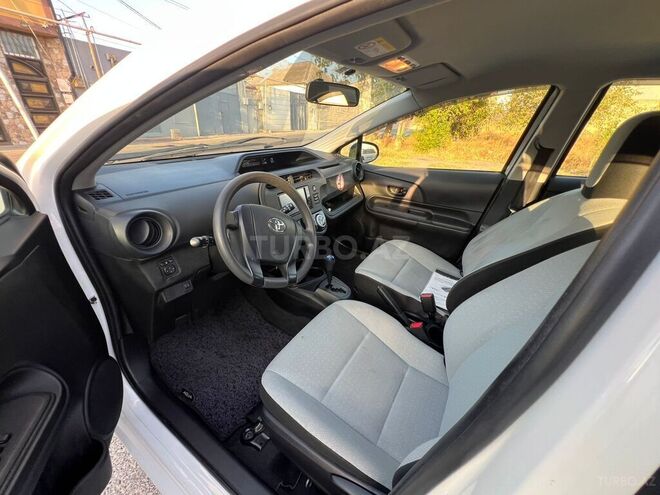 Toyota Aqua 2019, 35,000 km - 1.5 л - Bakı