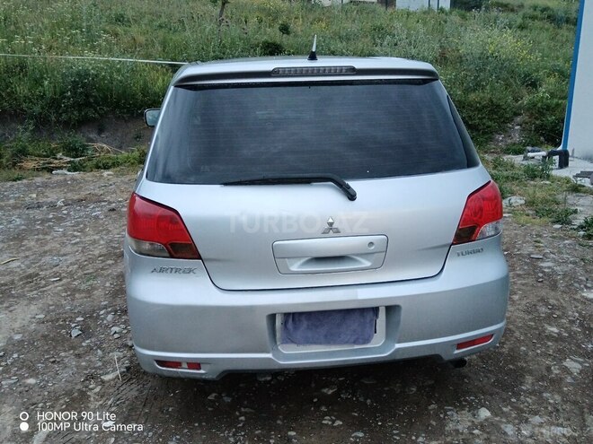Mitsubishi Airtrek 2004, 339,410 km - 2.0 л - Sabirabad