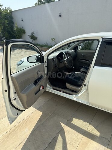 Nissan Sunny 2014, 182,000 km - 1.5 l - Bakı
