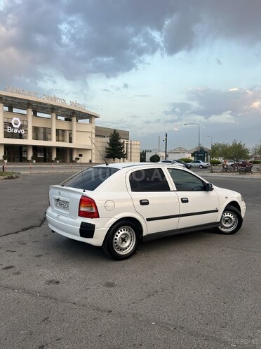 Opel Astra 2009, 200,000 km - 1.4 l - Sumqayıt