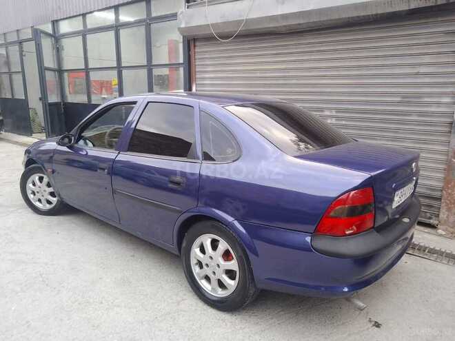 Opel Vectra 1996, 330,000 km - 1.6 l - Bakı