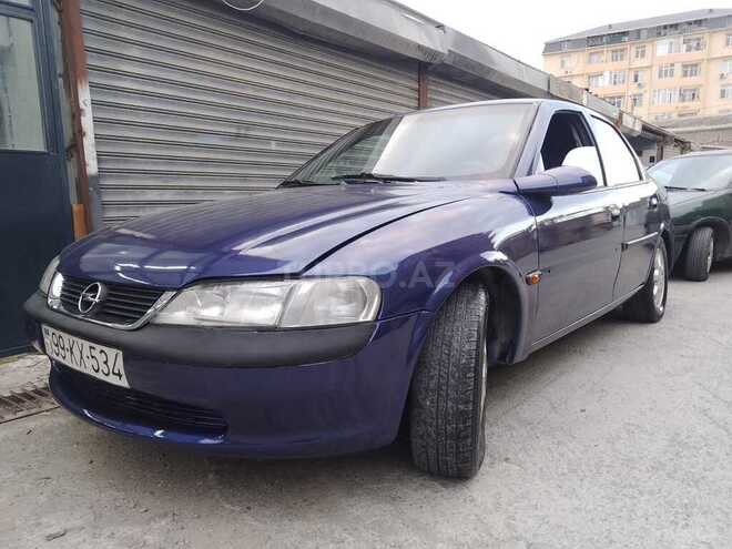 Opel Vectra 1996, 330,000 km - 1.6 l - Bakı