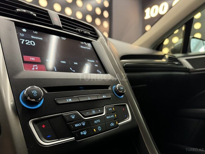 Ford Fusion (North America)-15