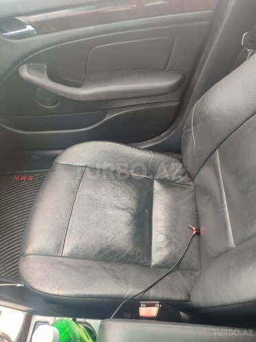 BMW 325 2005, 329,000 km - 2.5 l - Bakı