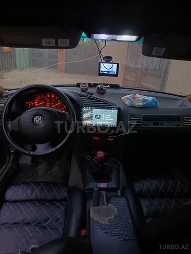 BMW 318 1992, 524,635 km - 1.8 л - Bakı