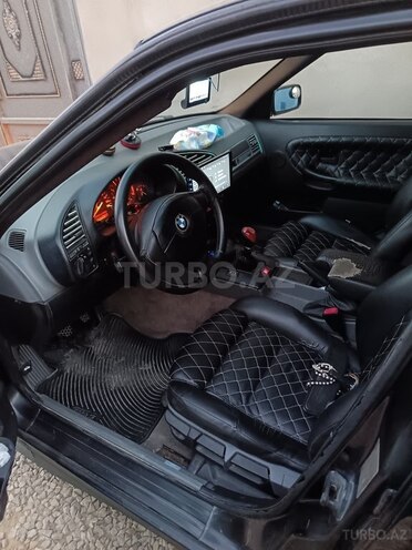 BMW 318 1992, 524,635 km - 1.8 л - Bakı