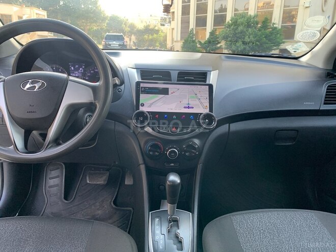 Hyundai Accent 2013, 260,000 km - 1.4 l - Bakı