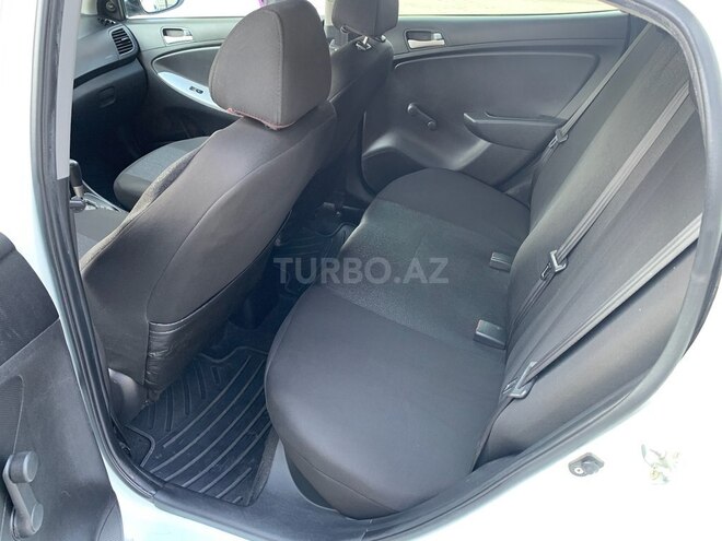 Hyundai Accent 2013, 260,000 km - 1.4 l - Bakı