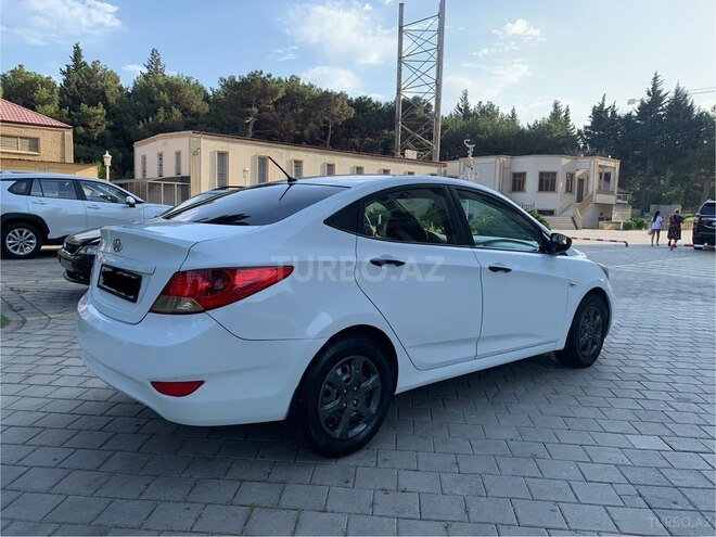 Hyundai Accent 2013, 260,000 km - 1.4 l - Bakı