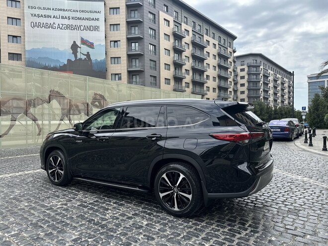 Toyota Highlander 2021, 101,000 km - 2.5 l - Bakı