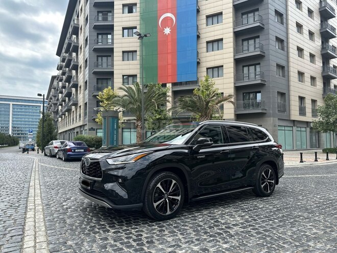 Toyota Highlander 2021, 101,000 km - 2.5 l - Bakı