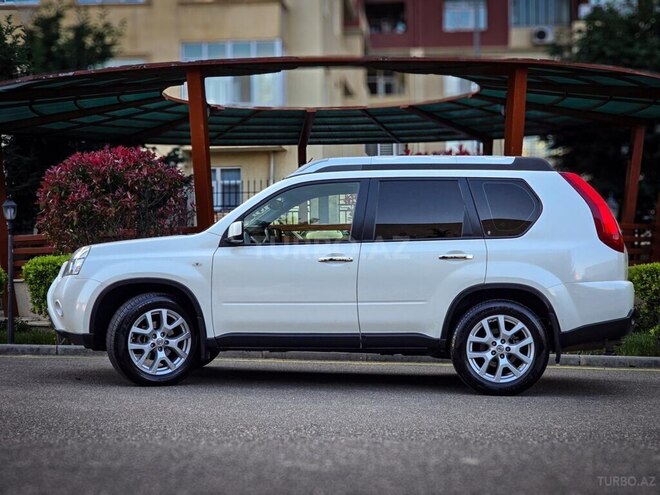 Nissan X-Trail 2014, 190,000 km - 2.5 l - Bakı