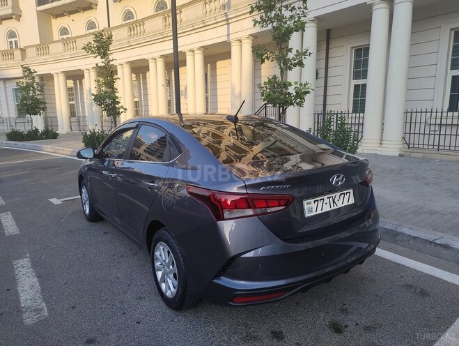 Hyundai Accent 2021, 80,000 km - 1.6 л - Bakı