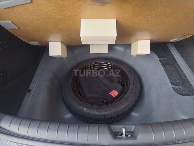 Hyundai Accent 2021, 80,000 km - 1.6 л - Bakı