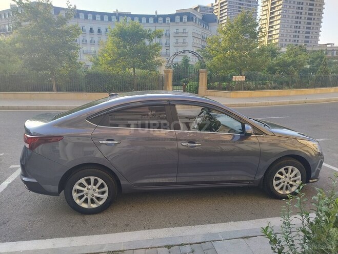 Hyundai Accent 2021, 80,000 km - 1.6 л - Bakı