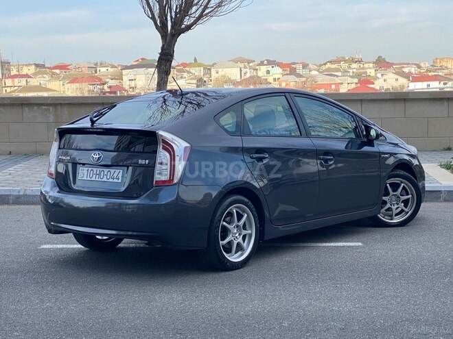 Toyota Prius 2012, 235,000 km - 1.8 л - Bakı