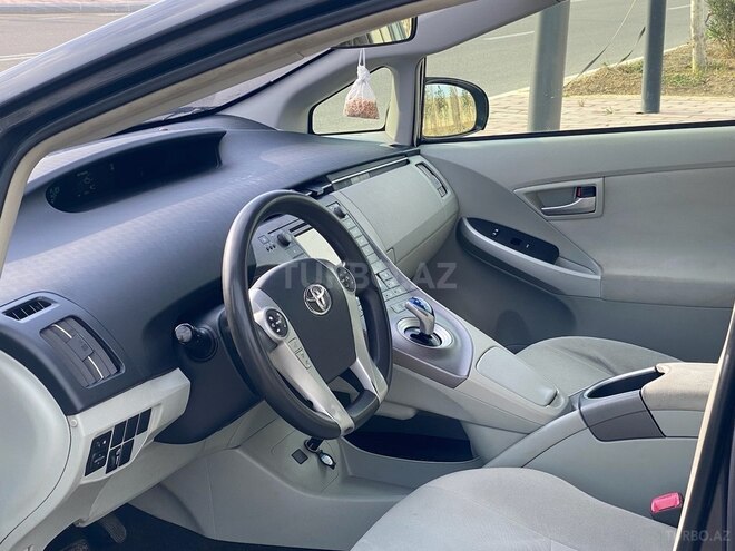 Toyota Prius 2012, 235,000 km - 1.8 л - Bakı