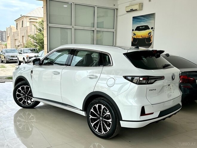 Changan CS 55 Plus 2025, 0 km - 1.5 л - Bakı