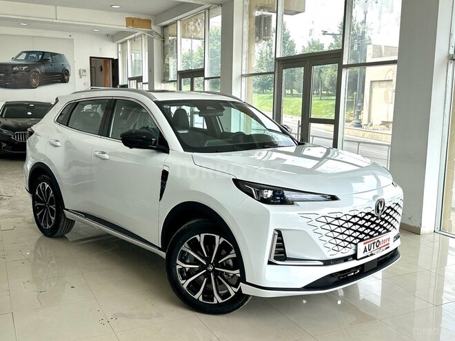 Changan CS 55 Plus 2025, 0 km - 1.5 л - Bakı