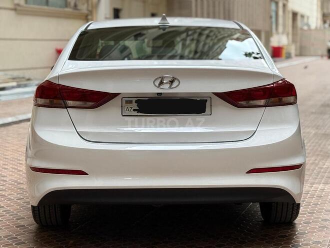 Hyundai Elantra 2016, 86,905 km - 2.0 l - Bakı