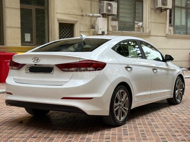 Hyundai Elantra 2016, 86,905 km - 2.0 l - Bakı