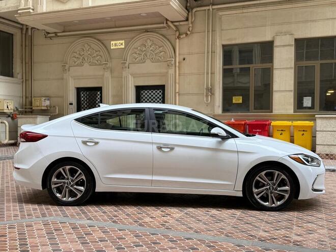 Hyundai Elantra 2016, 86,905 km - 2.0 l - Bakı