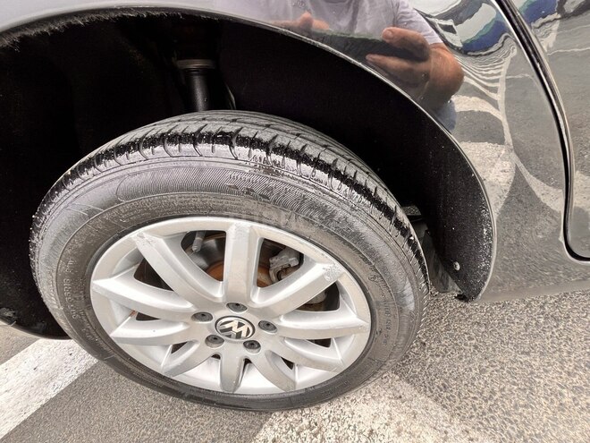 Volkswagen Jetta 2010, 129,000 km - 1.6 l - Bakı