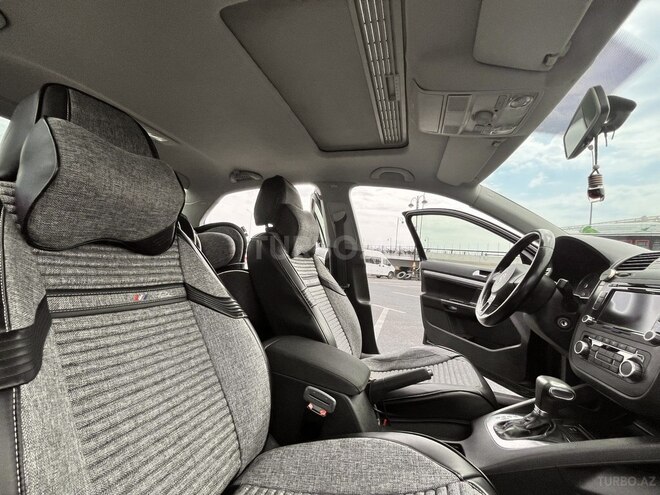 Volkswagen Jetta 2010, 129,000 km - 1.6 l - Bakı