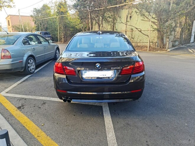 BMW 528 2011, 245,000 km - 2.0 l - Bakı