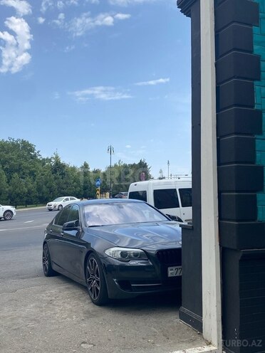 BMW 528 2013, 310,000 km - 2.0 l - Bakı