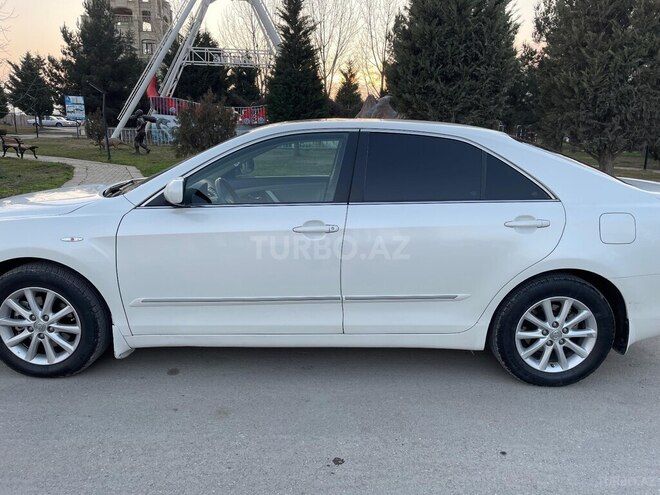 Toyota Camry 2010, 281,000 km - 2.4 l - Quba