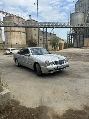 Mercedes E 220 d 2002, 300,000 km - 2.2 л - Bakı
