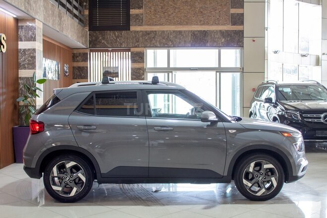 Hyundai Venue 2021, 35,000 km - 1.6 л - Bakı