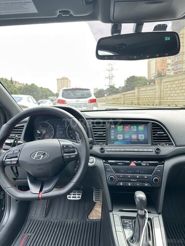 Hyundai Elantra 2018, 112,654 km - 1.6 l - Bakı