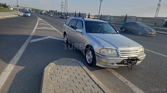 Mercedes C 220 d 2000, 330,050 km - 2.2 л - Bakı