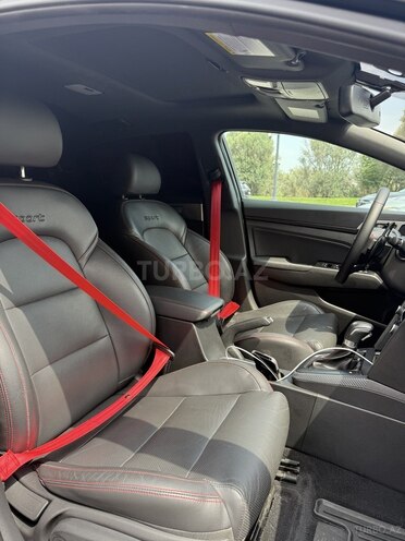 Hyundai Elantra 2018, 112,654 km - 1.6 l - Bakı