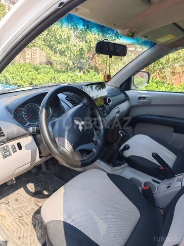 Mitsubishi L200 2014, 266,000 km - 2.5 л - Bakı