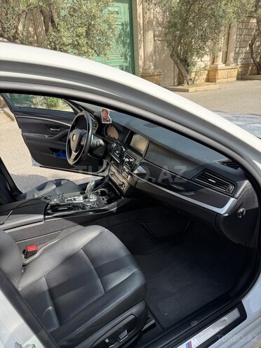 BMW 520 2015, 128,000 km - 2.0 l - Bakı